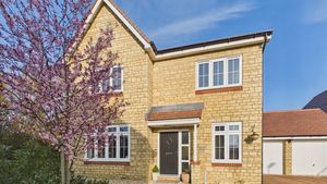 Photo 9- click for photo gallery